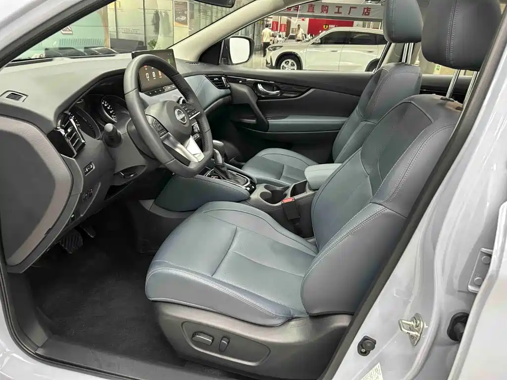 Nissan Qashqai — миниатюра 12