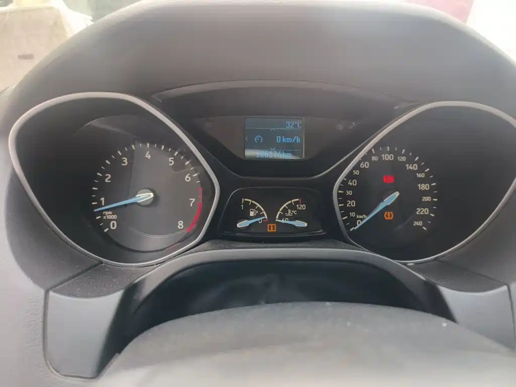 Ford Focus — миниатюра 7