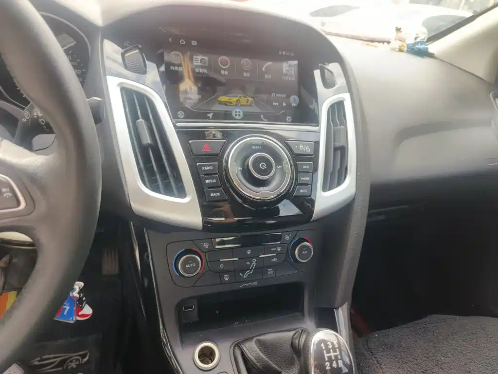 Ford Focus — миниатюра 9