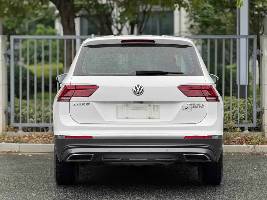 Volkswagen Tiguan L L 2017 380TSI AT Luxury