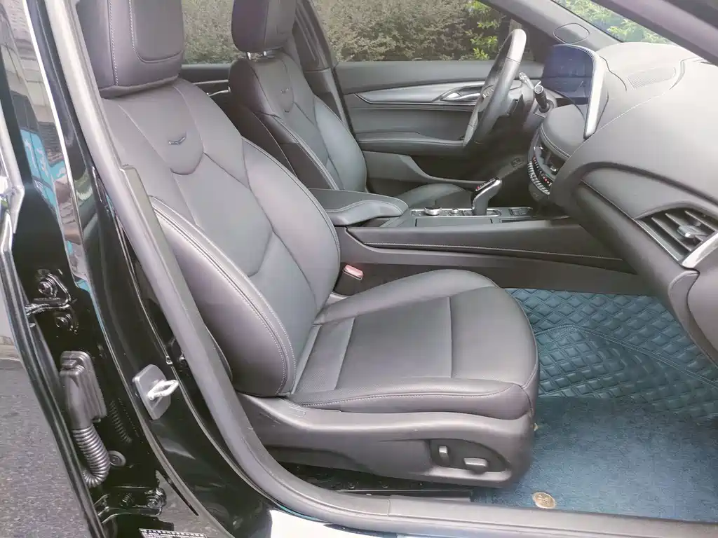 Cadillac CT5 — миниатюра 17