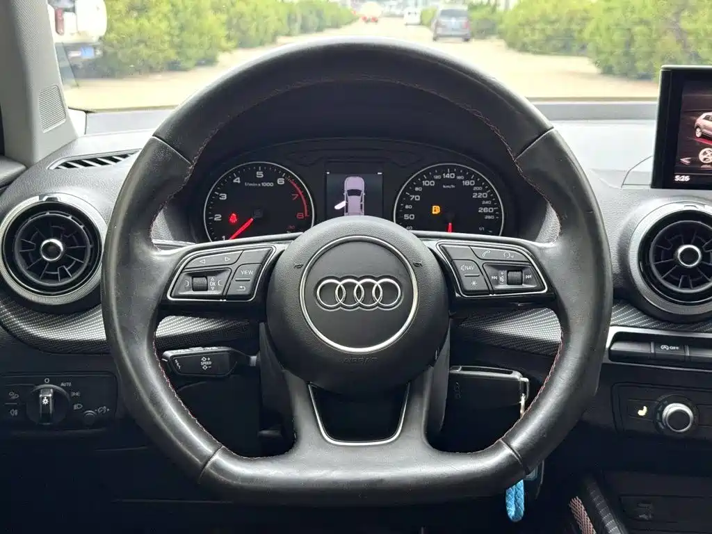 Audi Q2L 2022 35 TFSI