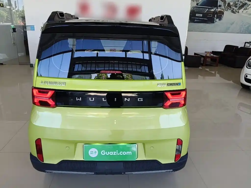 Wuling MINIEV — миниатюра 6