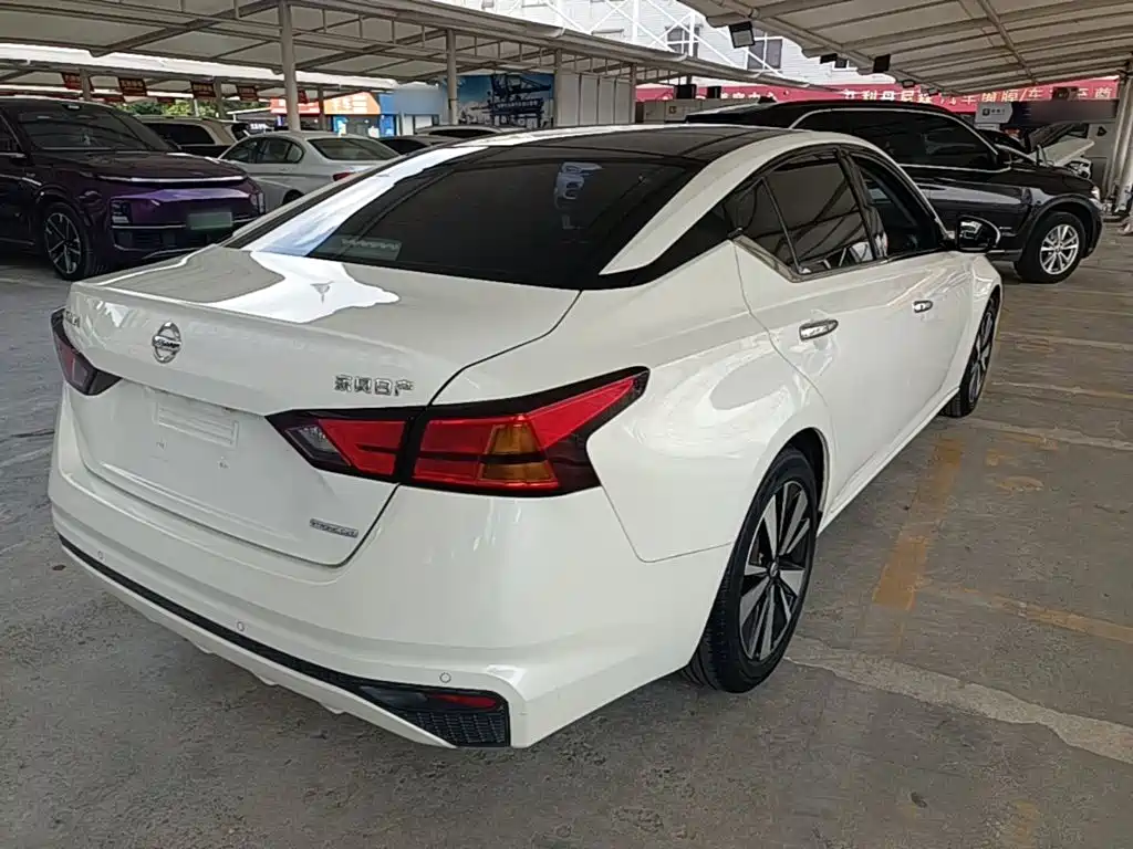 Nissan Teana — миниатюра 7