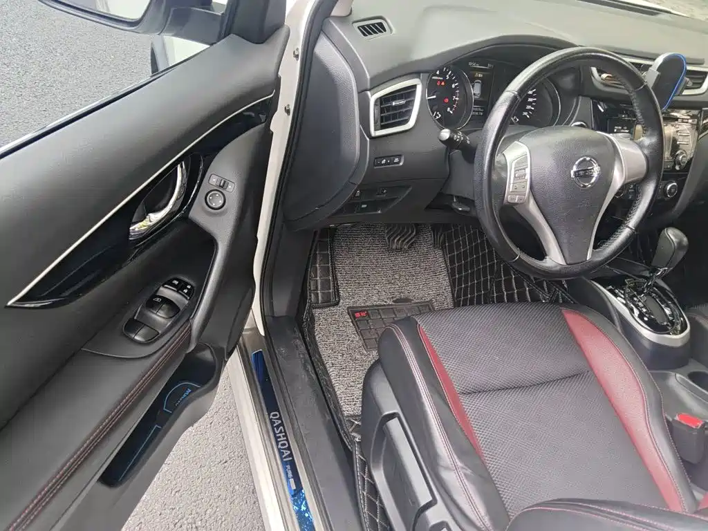 Nissan Qashqai — миниатюра 17