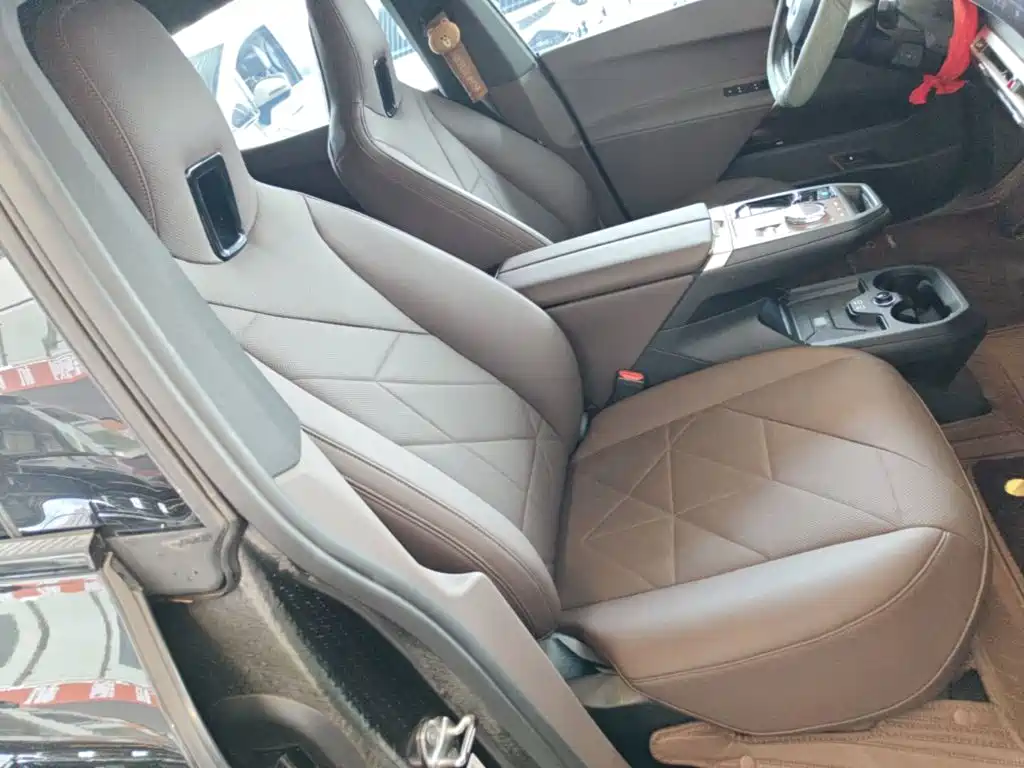 BMW iX — миниатюра 25