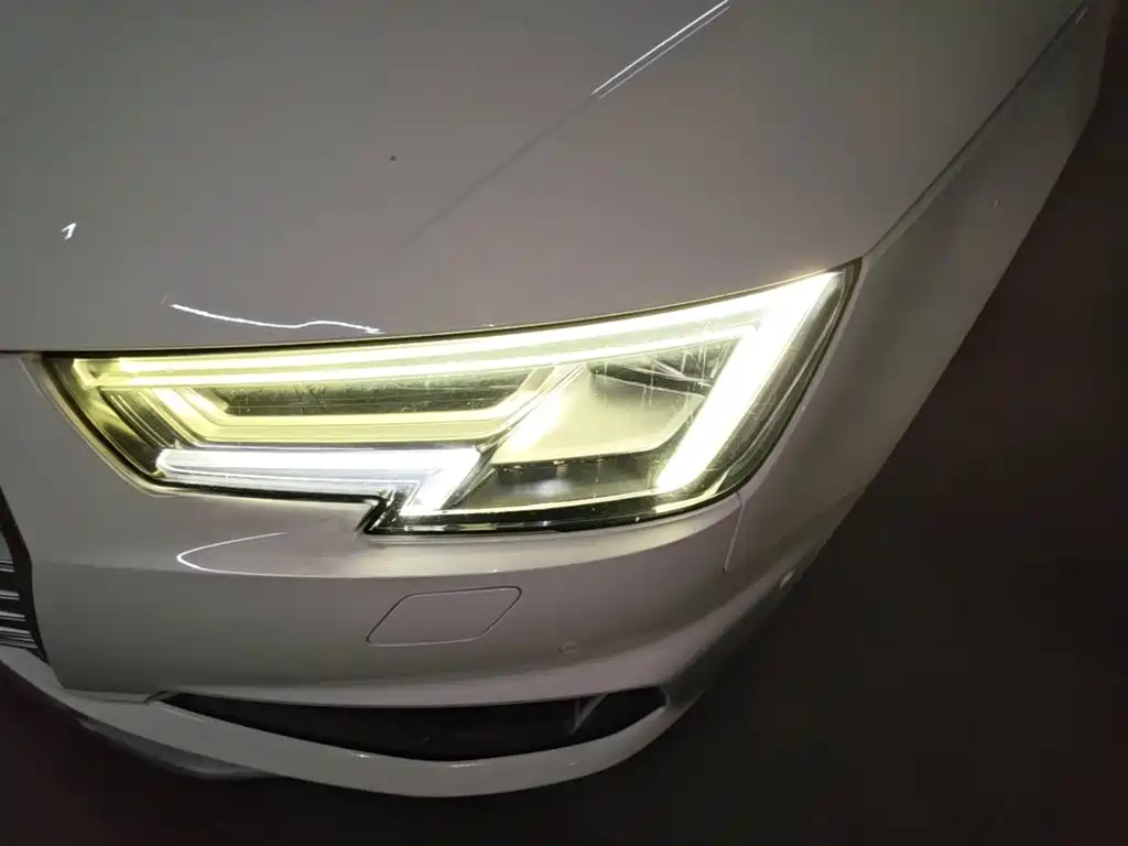 Audi A4L — миниатюра 24