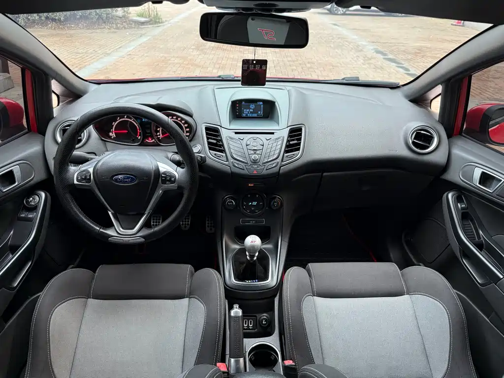 Ford Fiesta 2013 1.6T ST