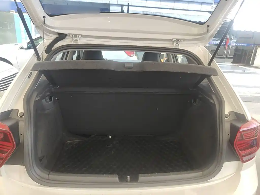 Volkswagen Polo — миниатюра 19