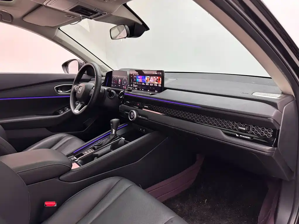 Honda Accord — миниатюра 11