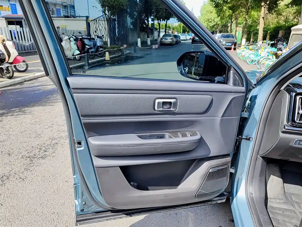 Chery 06 C-DM 2024 Luxury