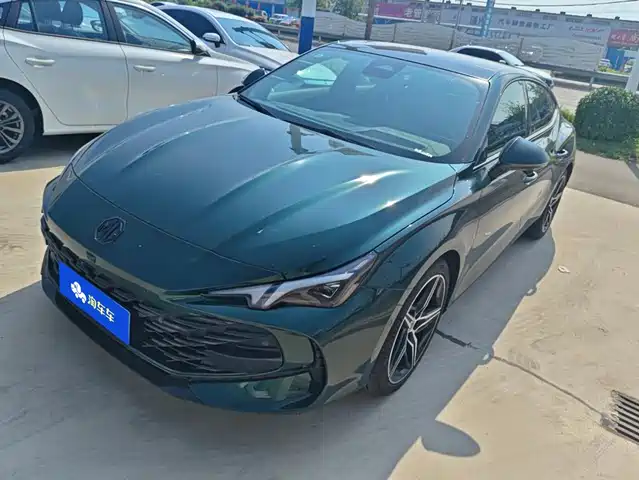 2025 MG MG7