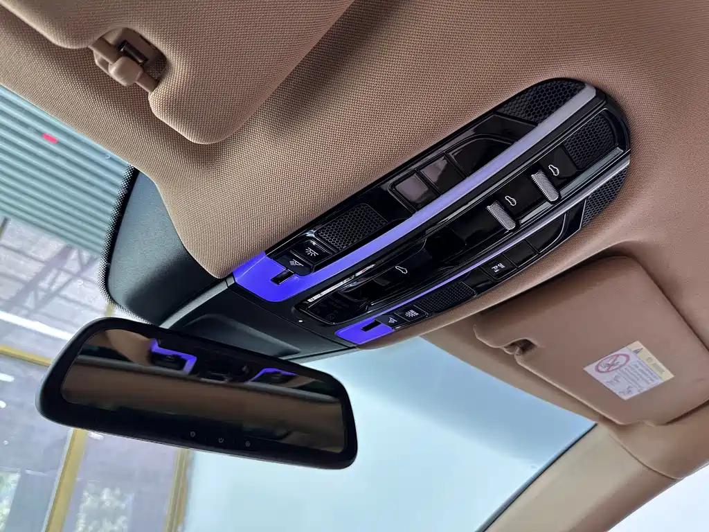 Porsche Panamera — миниатюра 5