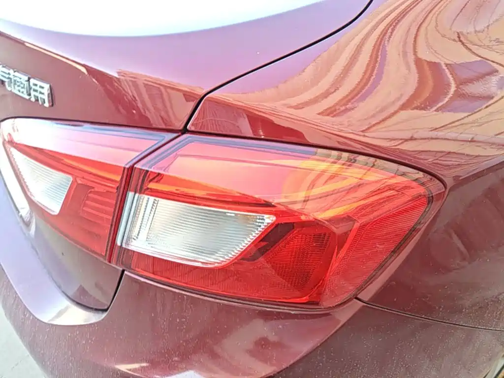 Chevrolet Cruze — миниатюра 8
