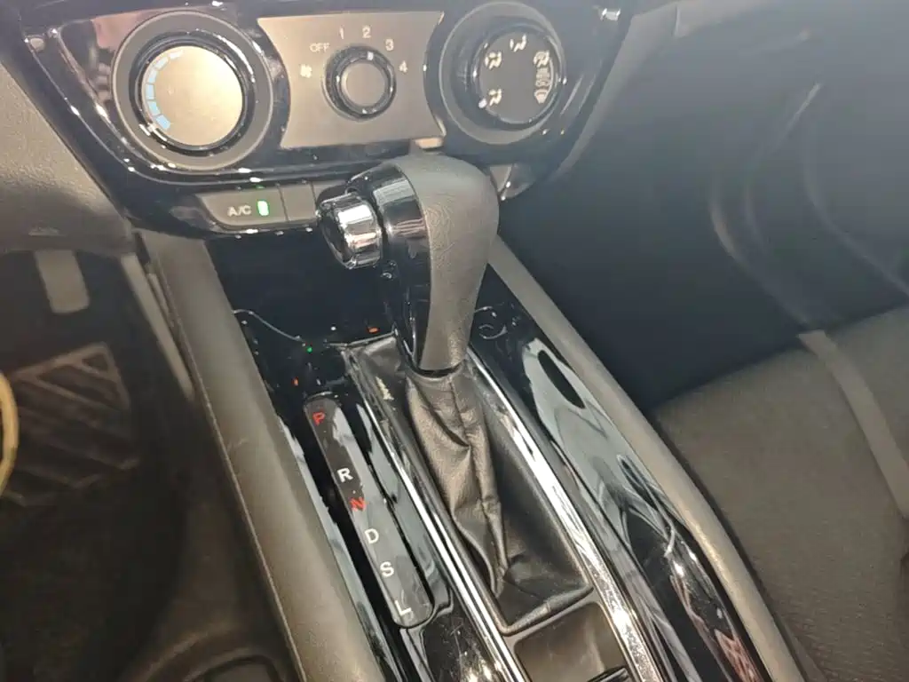 Honda Vezel — миниатюра 14