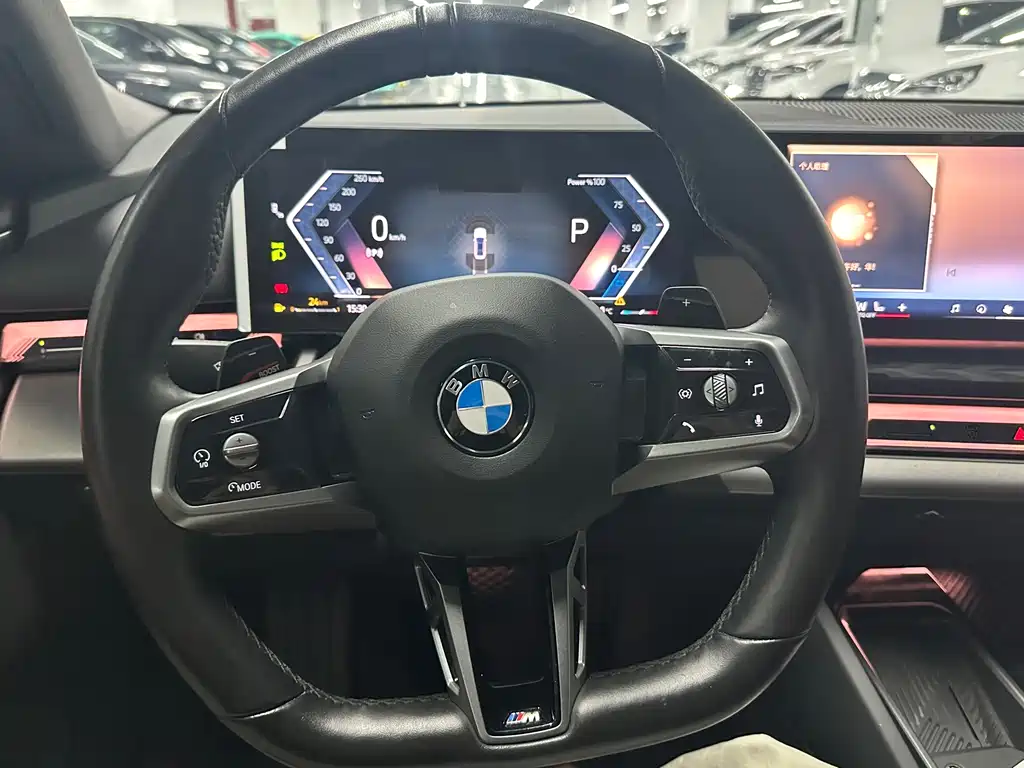 BMW 5 Series — миниатюра 17