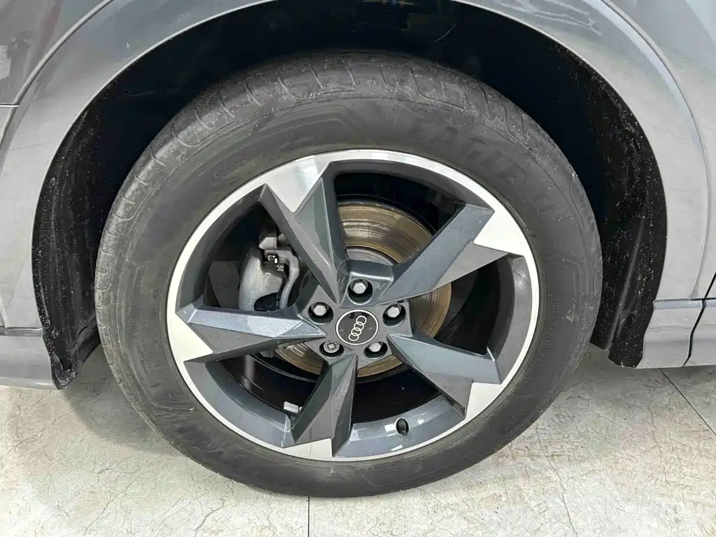 Audi Q3 — миниатюра 20
