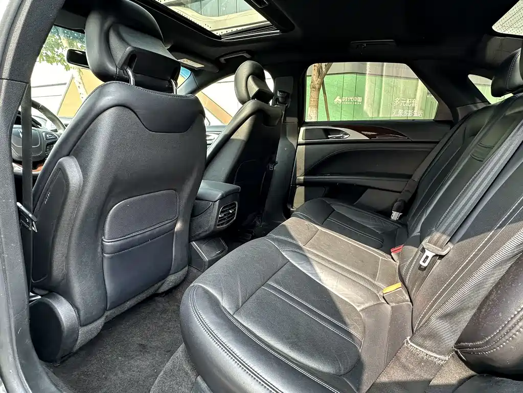 Lincoln MKZ 2018 2.0T