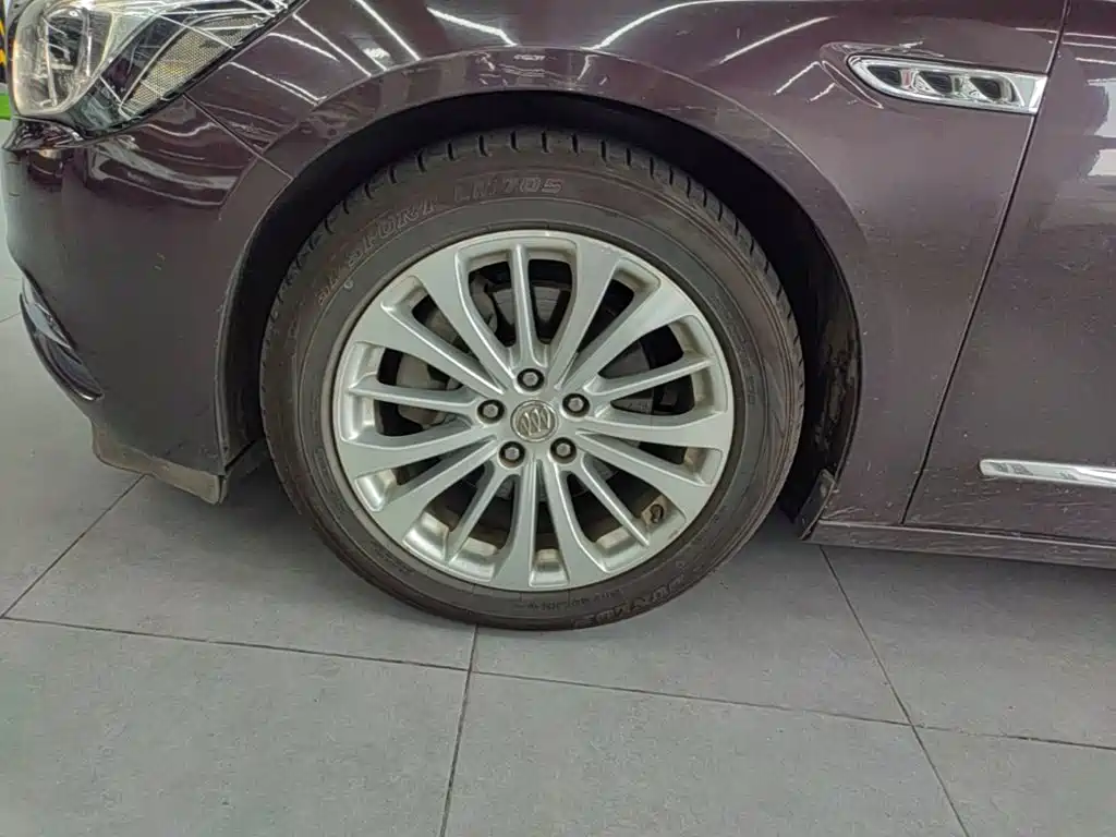 Buick LaCrosse — миниатюра 23