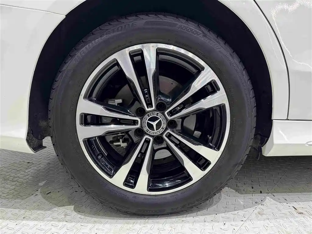 Mercedes-Benz C-Class — миниатюра 22