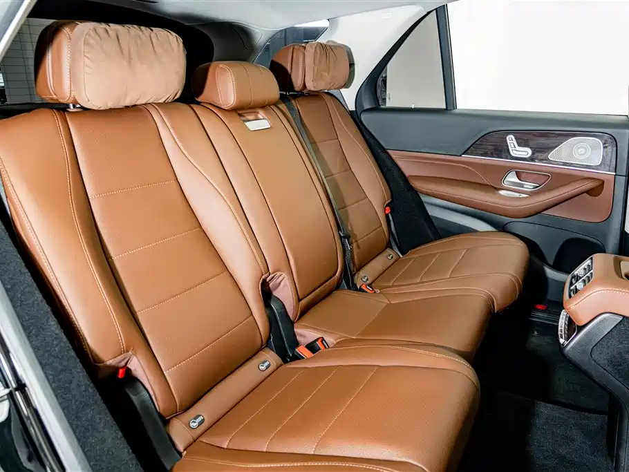 Mercedes-Benz GLE (Import) — миниатюра 24