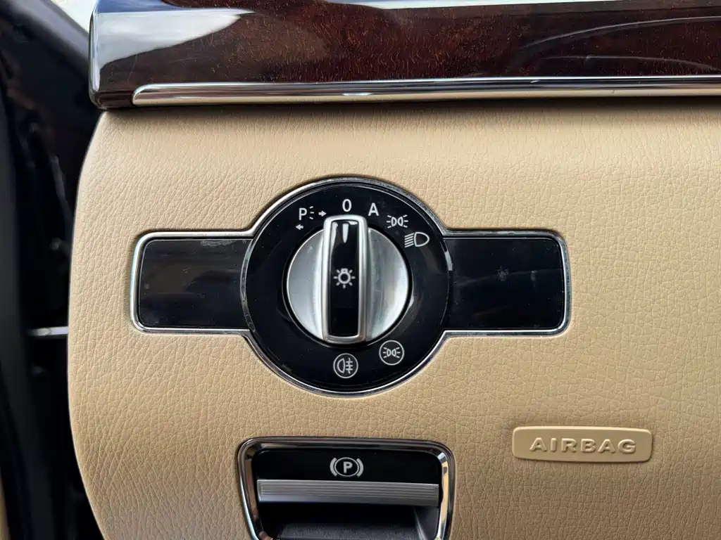 Mercedes-Benz S-Class — миниатюра 23