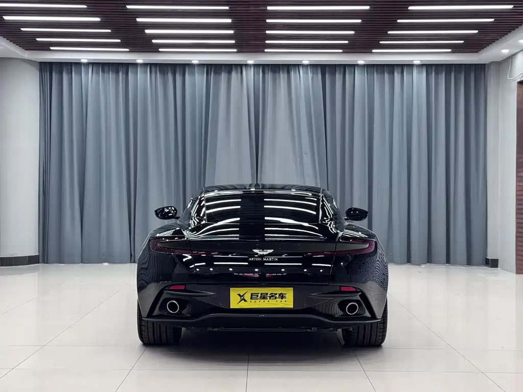 Aston Martin DB11 2019 4.0T V8 Coupe