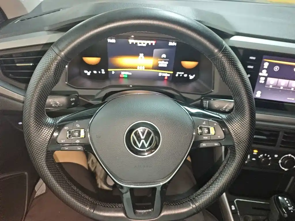 Volkswagen Polo — миниатюра 11