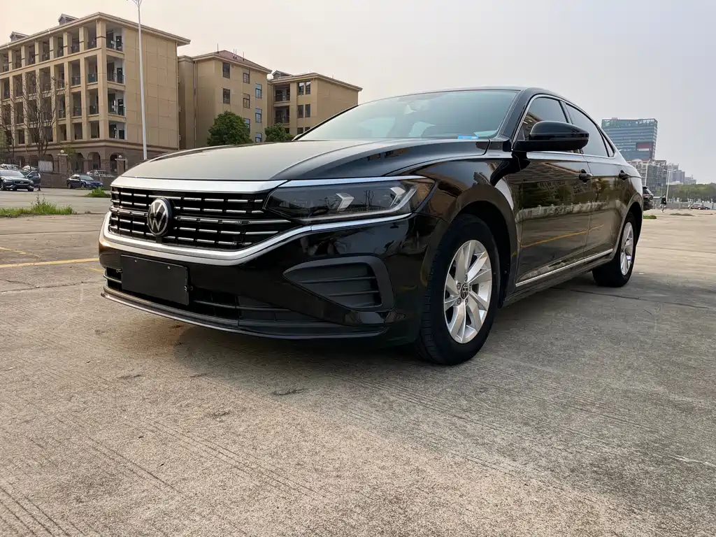Volkswagen Passat 2023