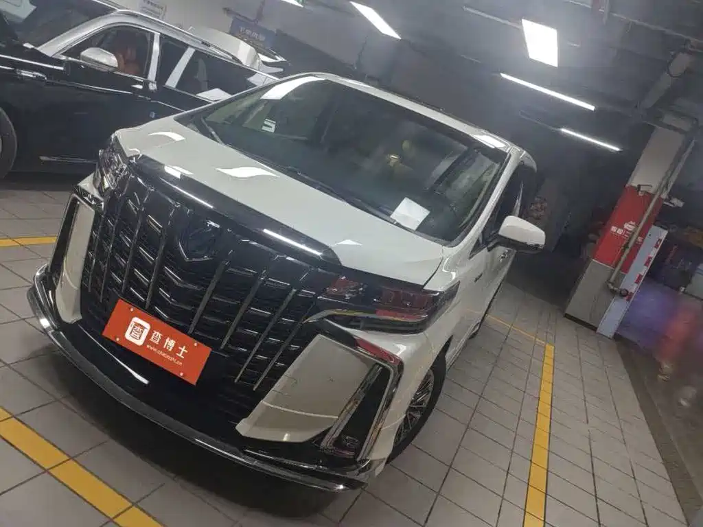 Toyota Alphard 2022