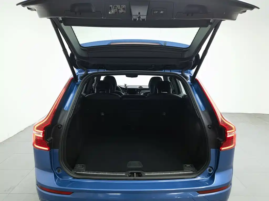 Volvo XC60 — миниатюра 16