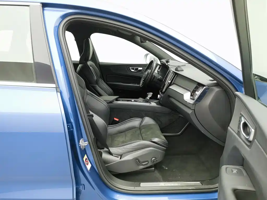 Volvo XC60 — миниатюра 23