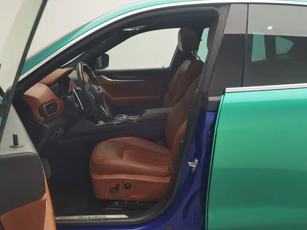 Maserati Levante — миниатюра 10