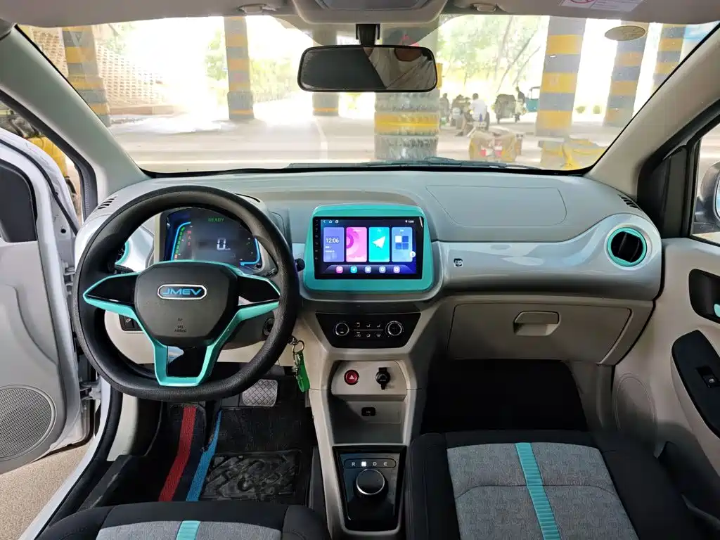 JMEV Yizhi EV2 — миниатюра 10