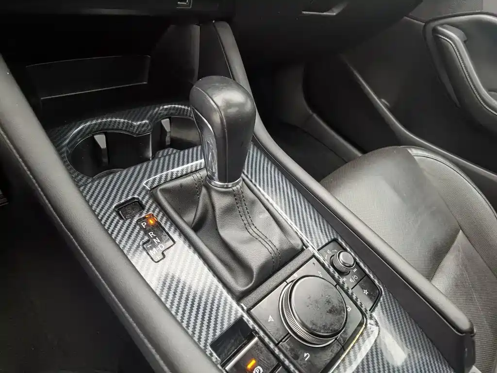 Mazda 3 Axela — миниатюра 13