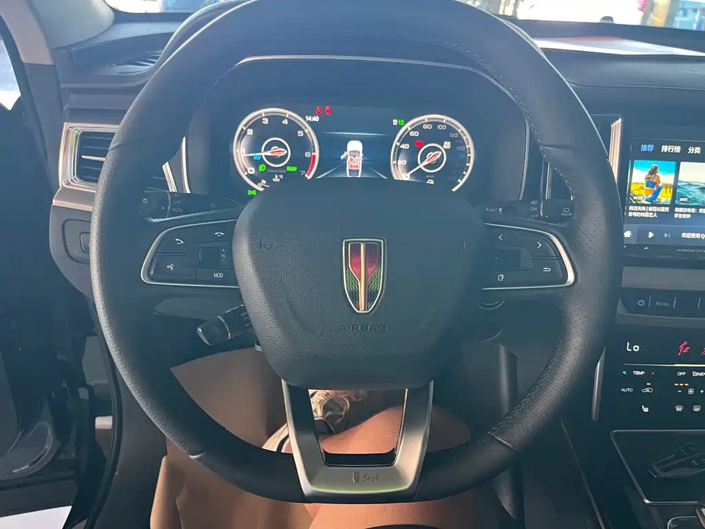 Hongqi Hongqi HS7 — миниатюра 8