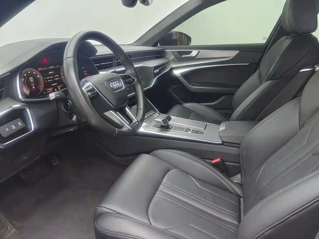 Audi A6L — миниатюра 5