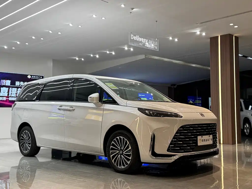 BUICK GL8 NEW ENERGY