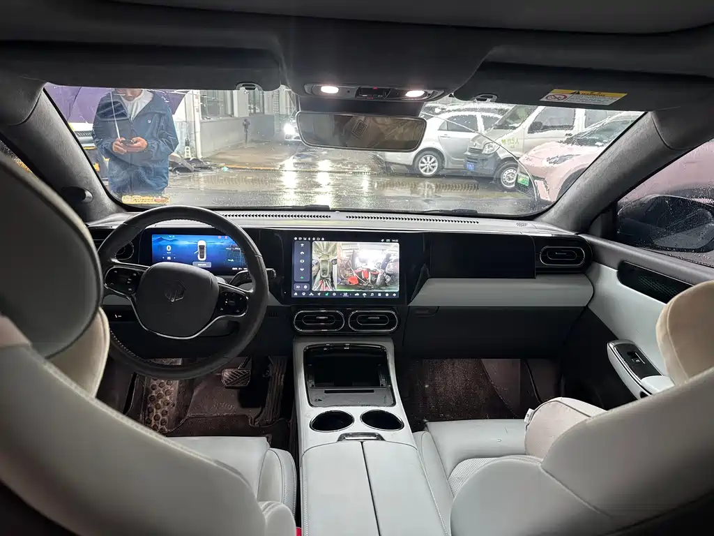 Leapmotor C01