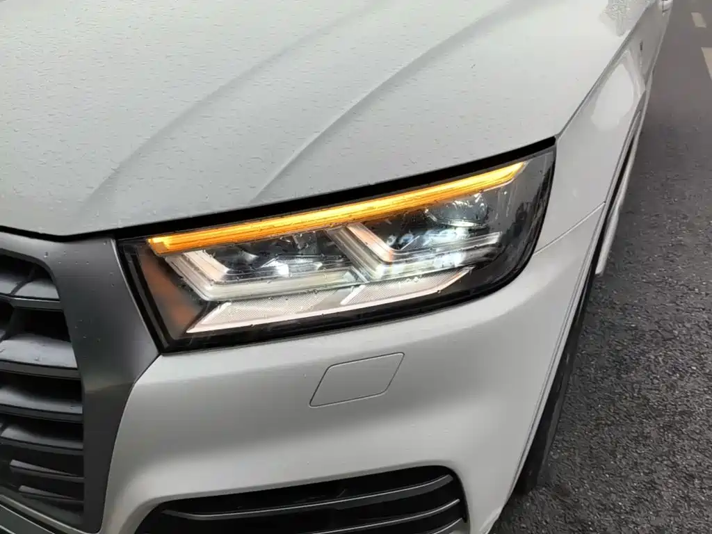 Audi Q5L — миниатюра 24