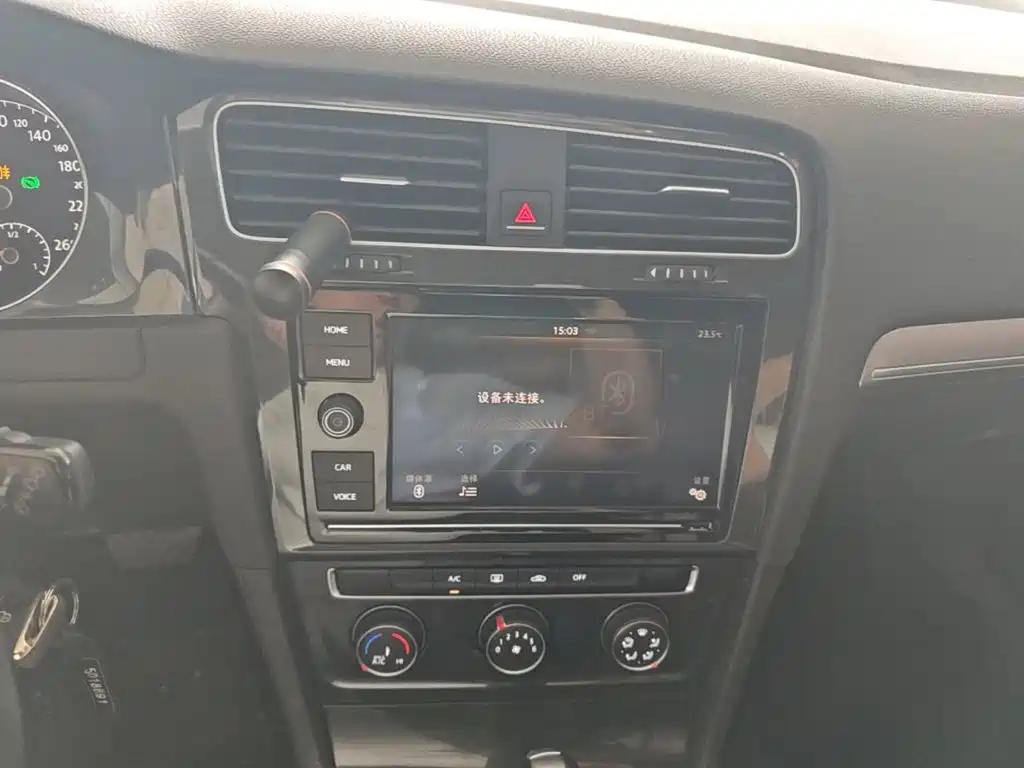 Volkswagen Golf — миниатюра 13