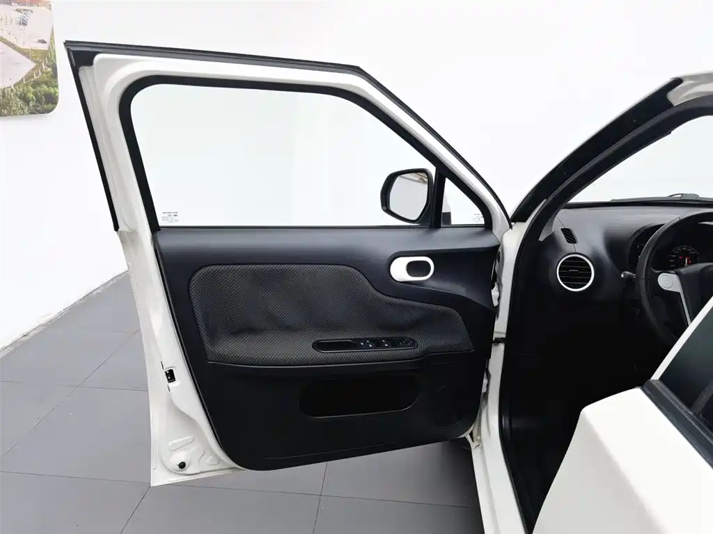 MG 3 2013 1.3L AMT Comfort