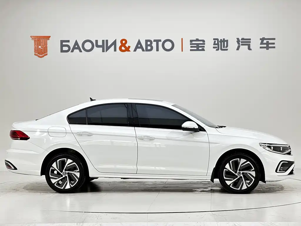 Volkswagen Bora 2024 200TSI DSG PRO