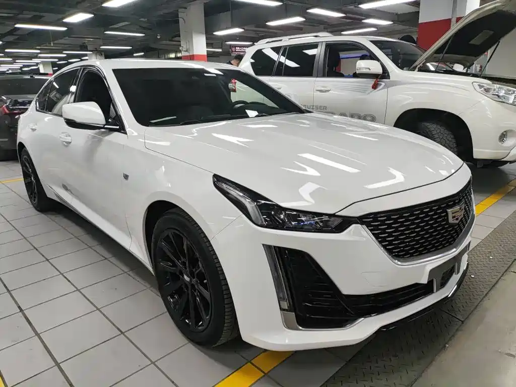 Cadillac CT5 — миниатюра 2