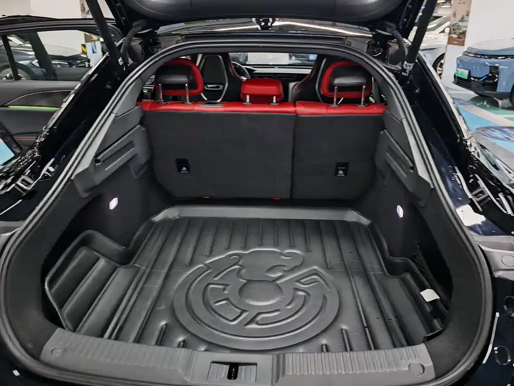 Hongqi Hongqi H6 — миниатюра 12