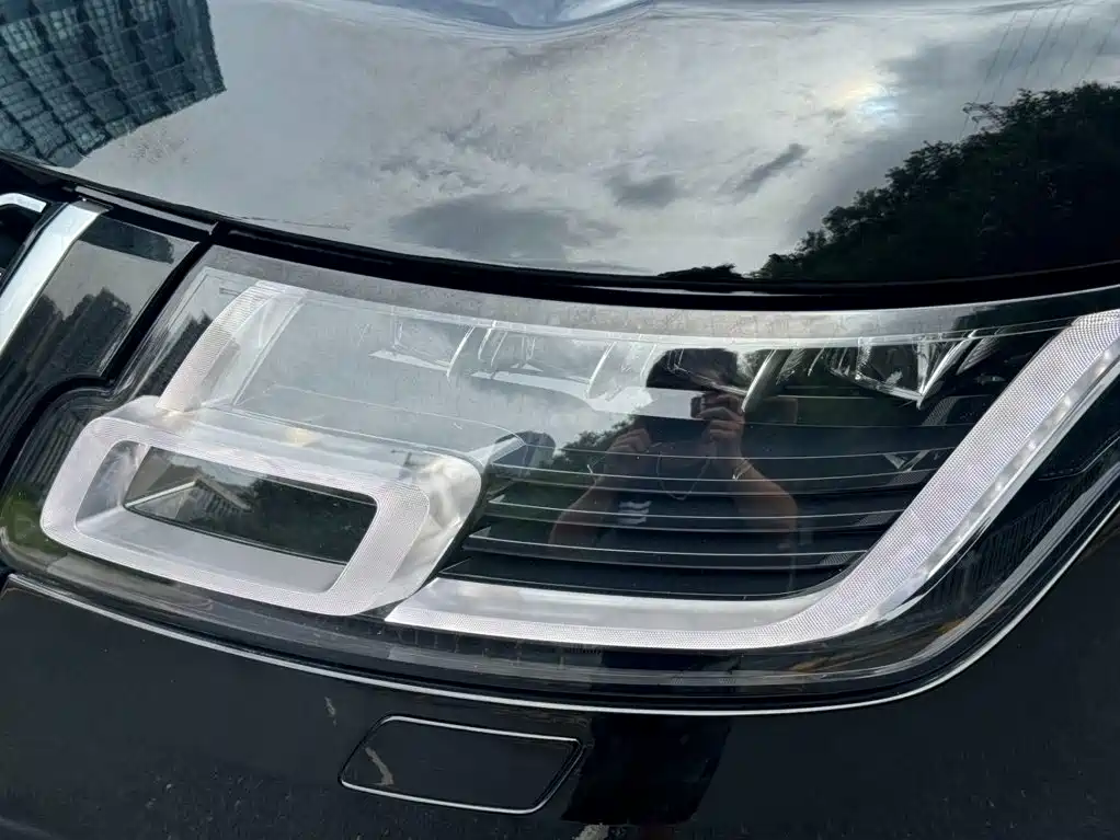 Land Rover Range Rover — миниатюра 8