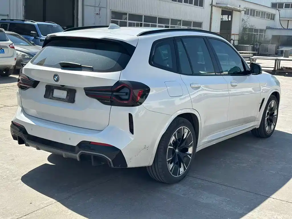 BMW iX3 — миниатюра 6