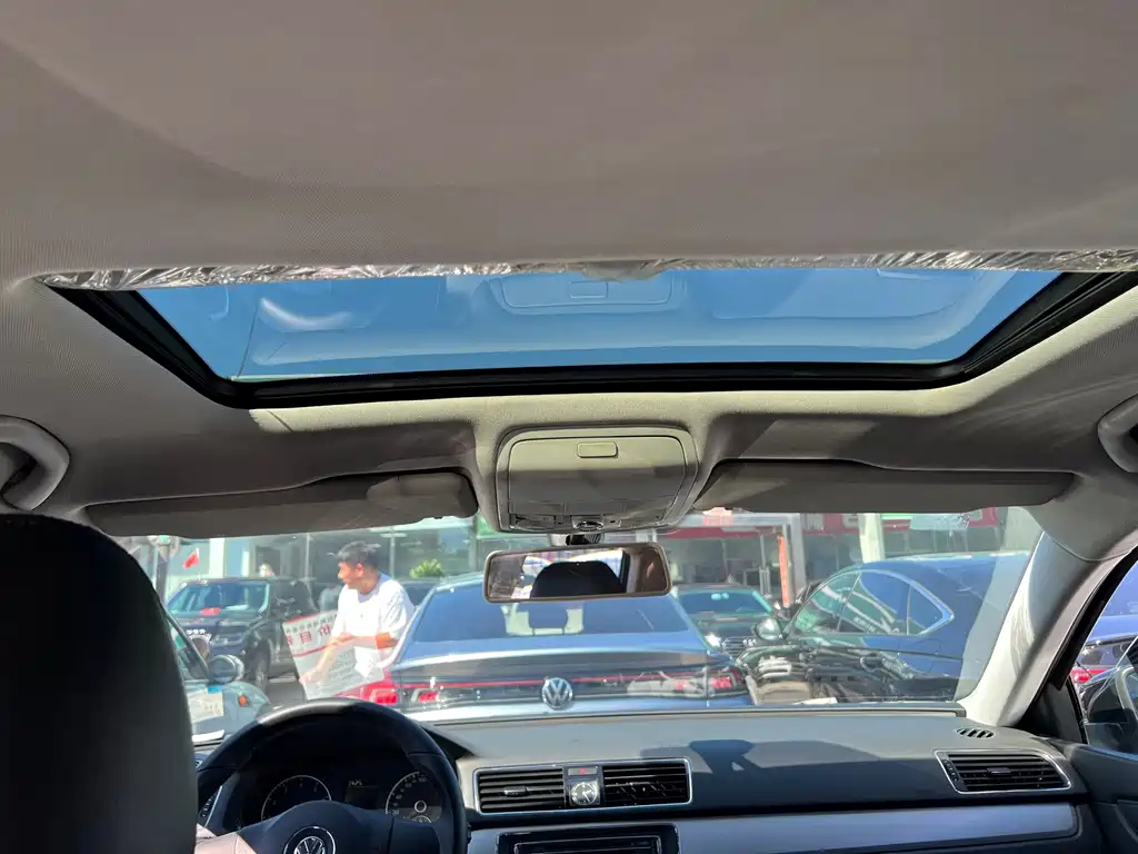 Volkswagen Passat — миниатюра 11
