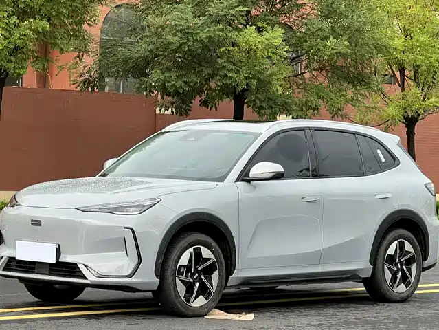 2026 Geely Galaxy E5
