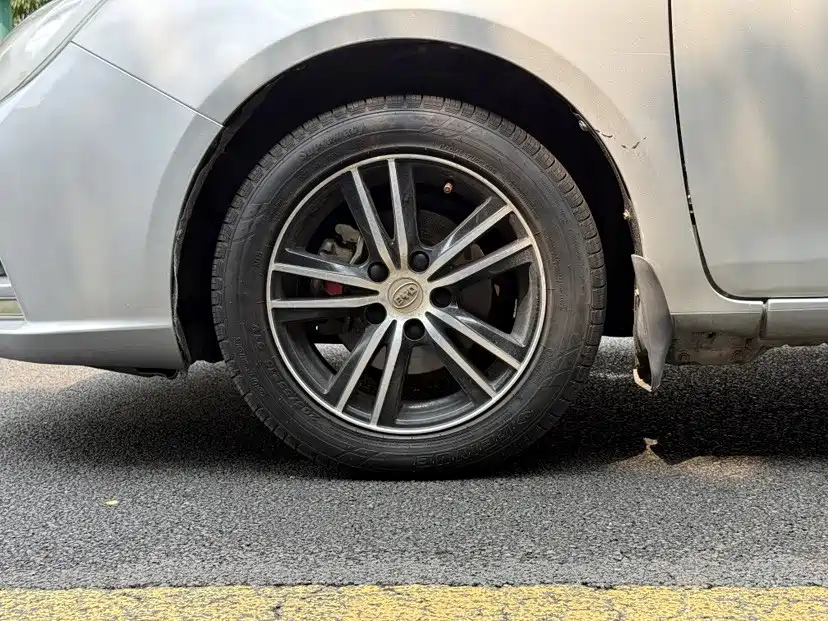 BYD Surui — миниатюра 17